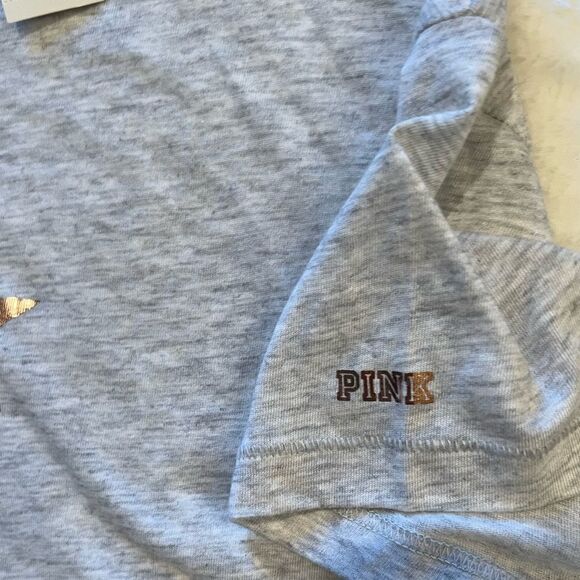 Pink VS Feelin’ Merry Cropped Top - Picture 4 of 5